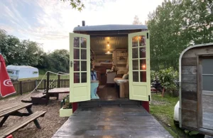 puddledock-woods-horsebox-2