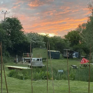 puddledock-woods-horsebox-3